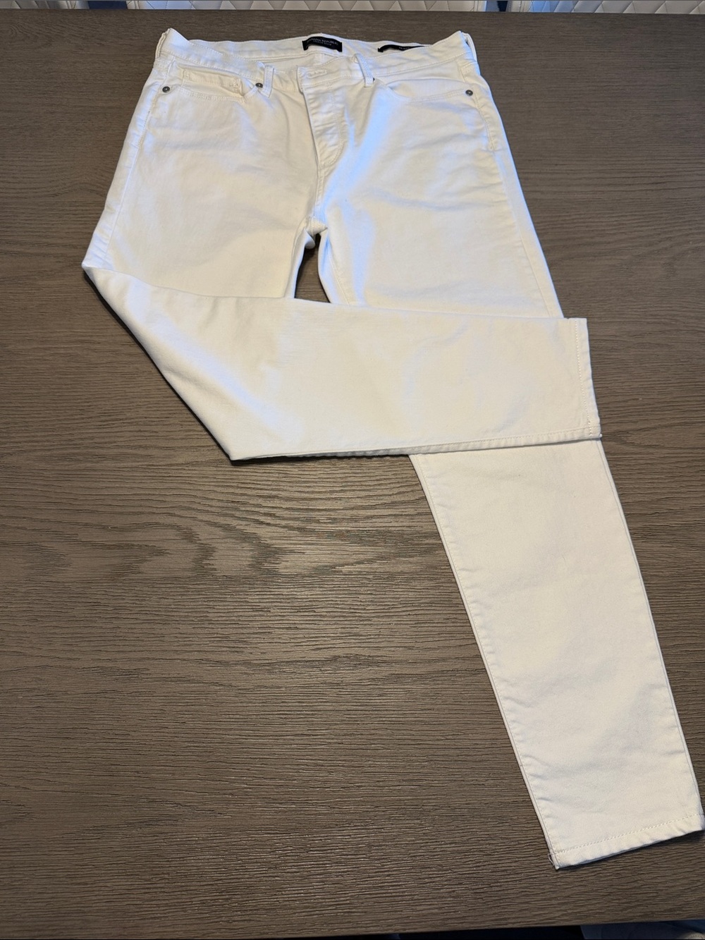 Banana Republic Off-White Skinny Jeans